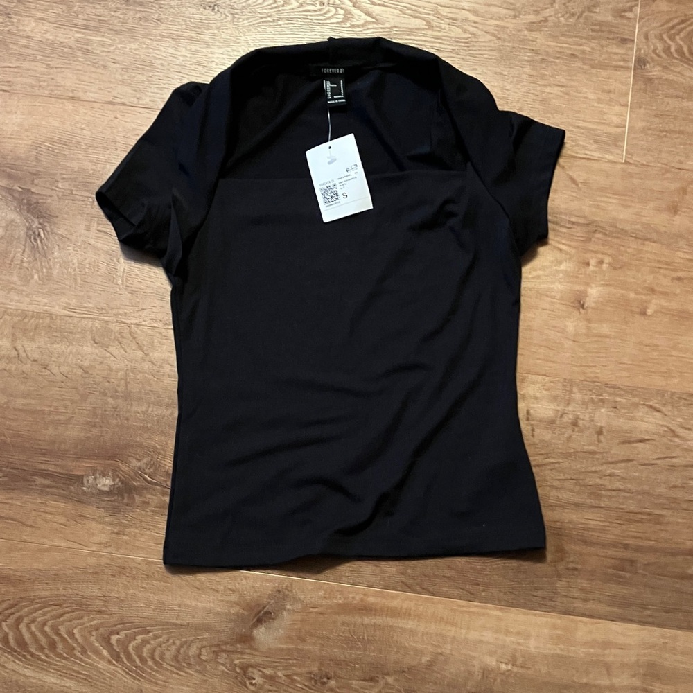 Forever 21 Black Short Sleeve Tee